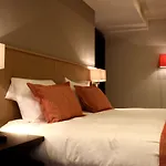 Relais De L'empereur 3* Genappe