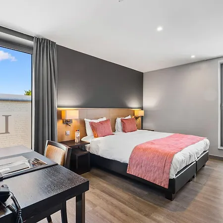 Relais De L'empereur ホテル